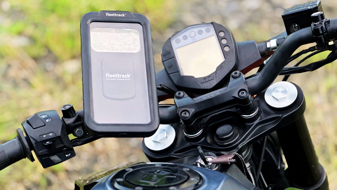 Top 4 Must Have Features in a Mobile Holder for Bikes